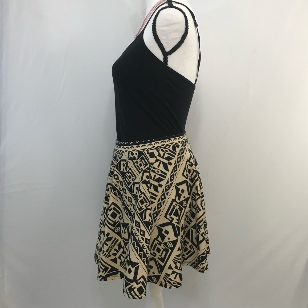 Vizio Cream colored Skirt w Black Pattern, large - Picture 5 of 8